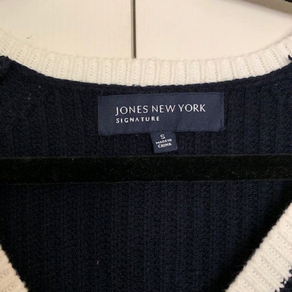 Jones New York Navy/White Shaker Stitch Sweater, Size Small - Picture 2 of 6